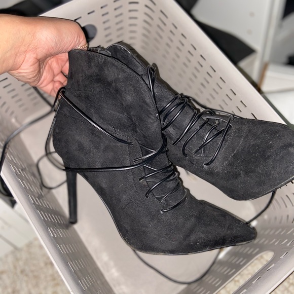 Sexy Tie Up Suade Black Boots - Picture 2 of 4